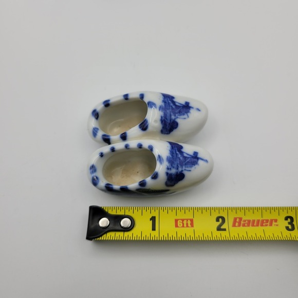 Vintage Holland Delft Blue Miniature Ceramic Set Windmill Teapot Bell Clogs - Picture 11 of 11